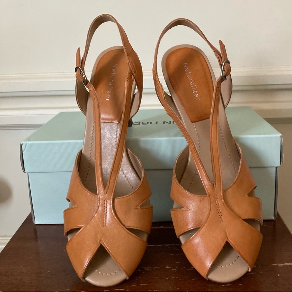 Naturalizer Tan Leather Slingback Heels - Picture 4 of 8